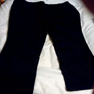 D & CO black stretch waist winter weight corduroy women's 24WP pants